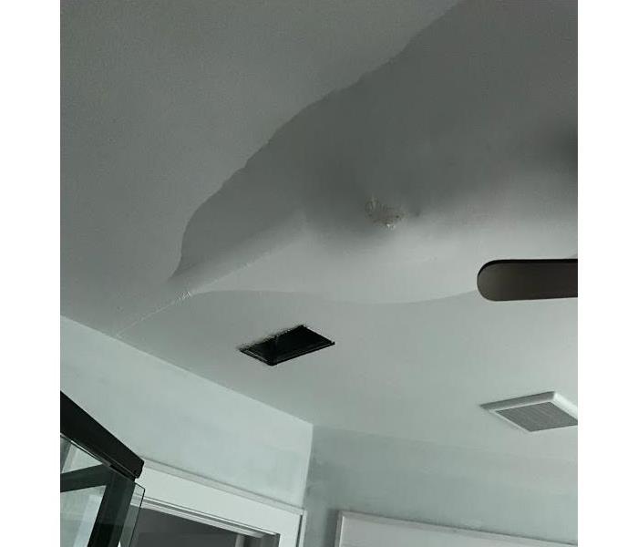 Water pocket in ceiling 